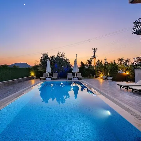 Moonshine Family Friendly Private Villa